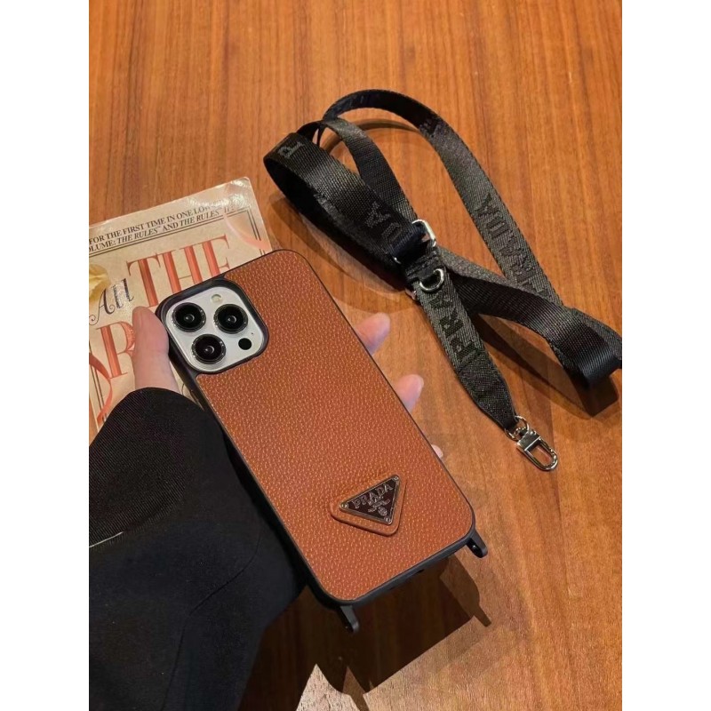 Чехол PRADA ✨ для iphone брендовый  кожаный с ремешком прада на все модели айфон